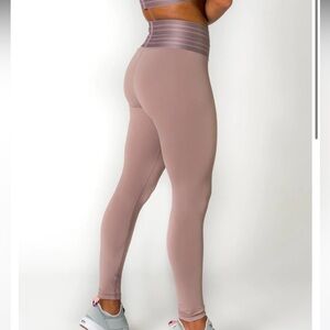 NWT Womens Jett Legging  Dusty Rose by Beloforte size M​​​​​​